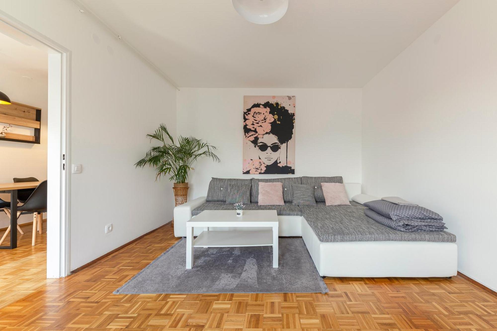 Cosy And Bright Apartment Ljubljana Extérieur photo
